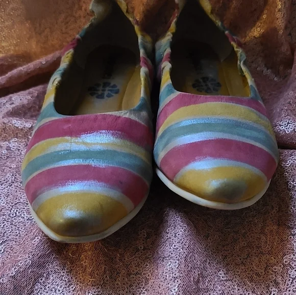 Papucei Striped Painted Slip On Flats - Picture 3 of 5